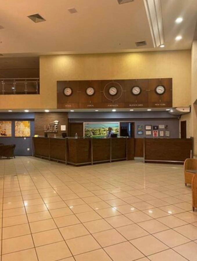Iate Plaza Flat 613 Aparthotel